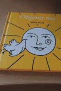 Naslovnica: Objemi me